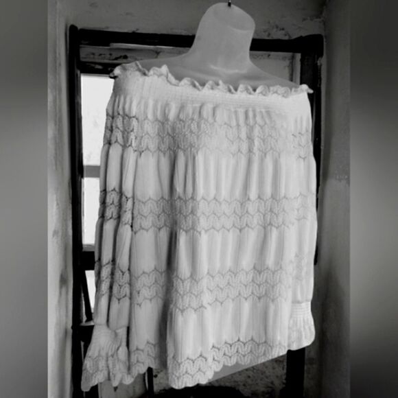 KATE & MALLORY LACE OFF THE SHOULDER BLOUSE/TOP Medium - Picture 6 of 12